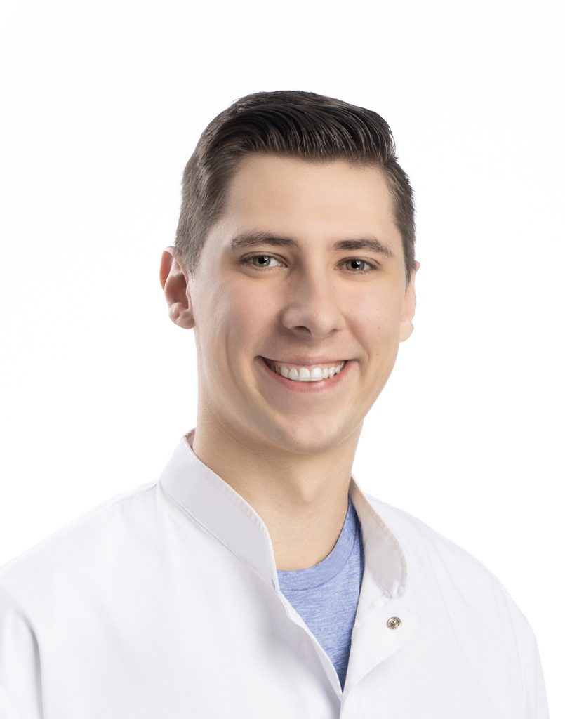 Mateusz Nogal - lekarz dentysta