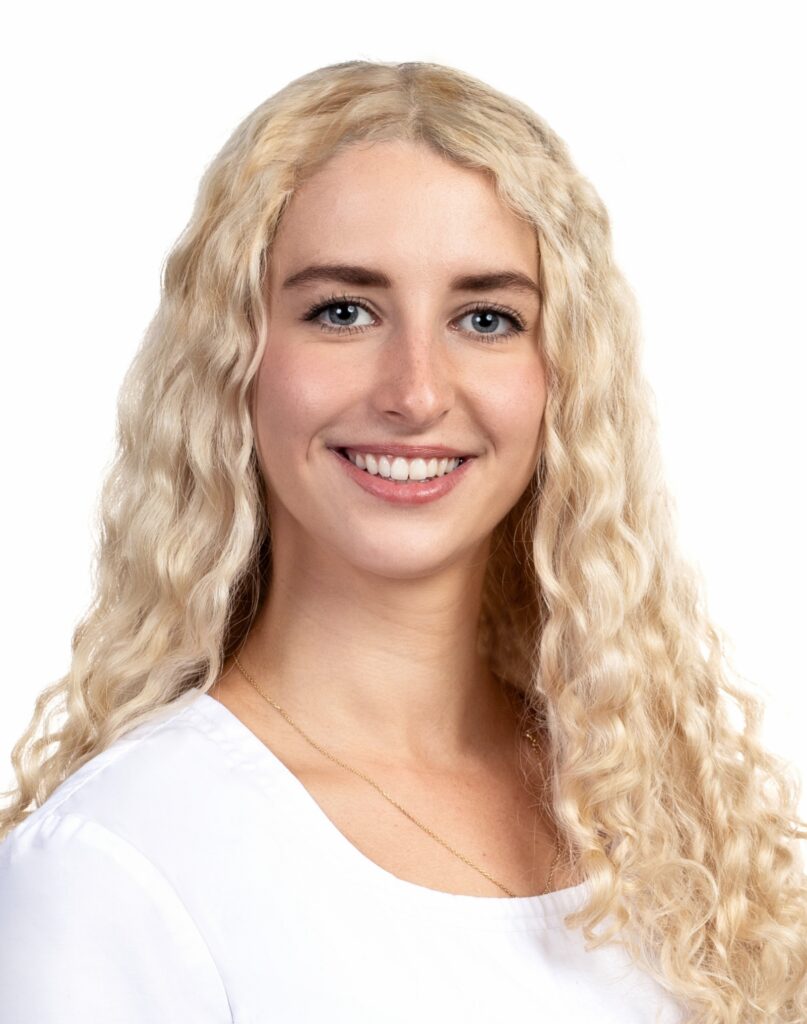 Maria Bartmińska - lekarz dentysta